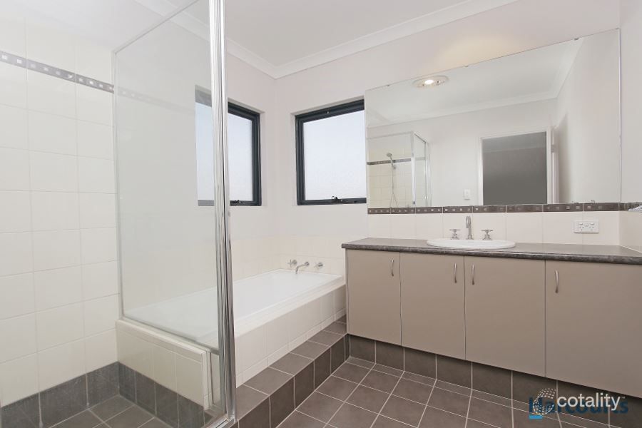 258 Amherst Rd, Canning Vale, WA 6155