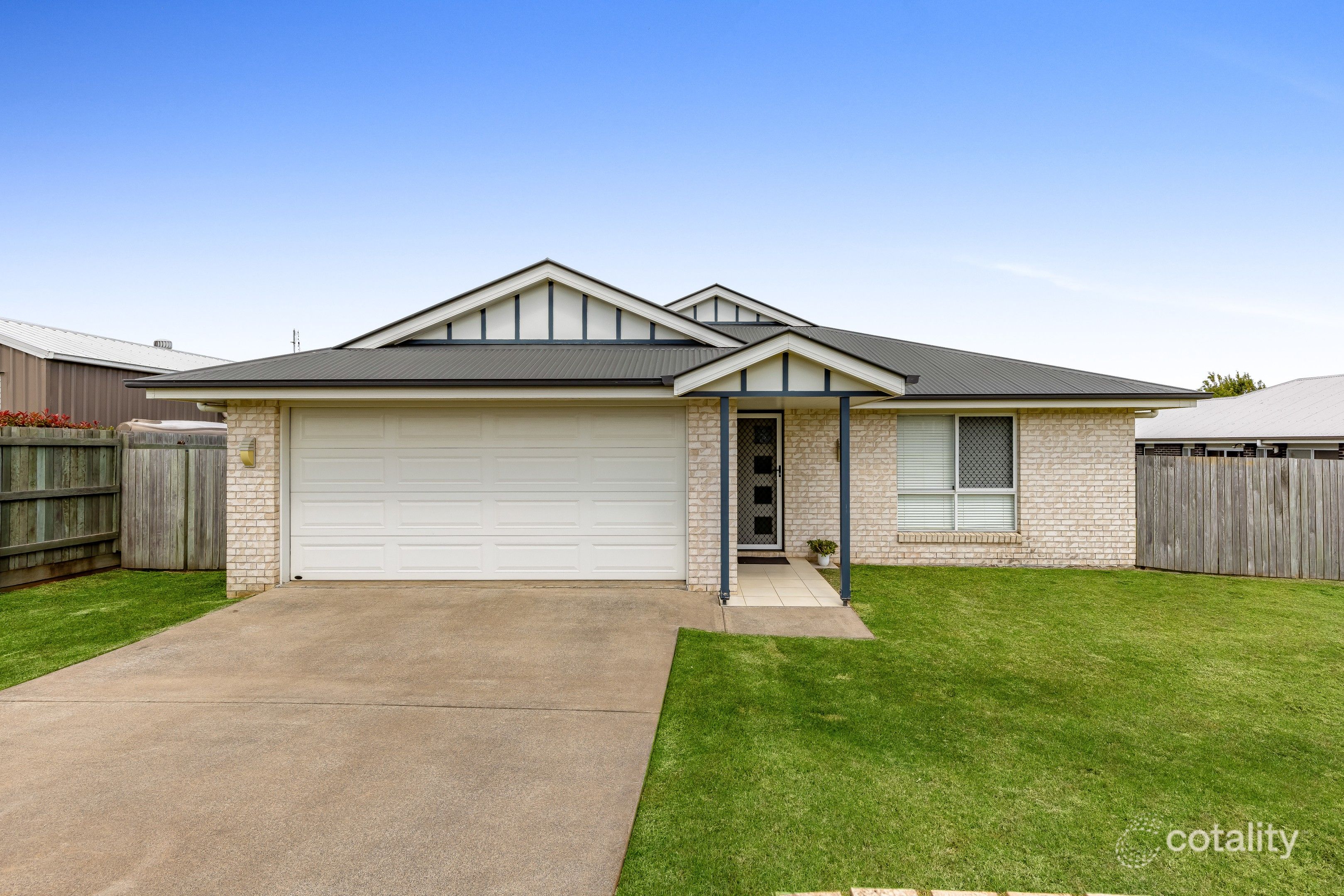 9 Plover Ct, Highfields, QLD 4352