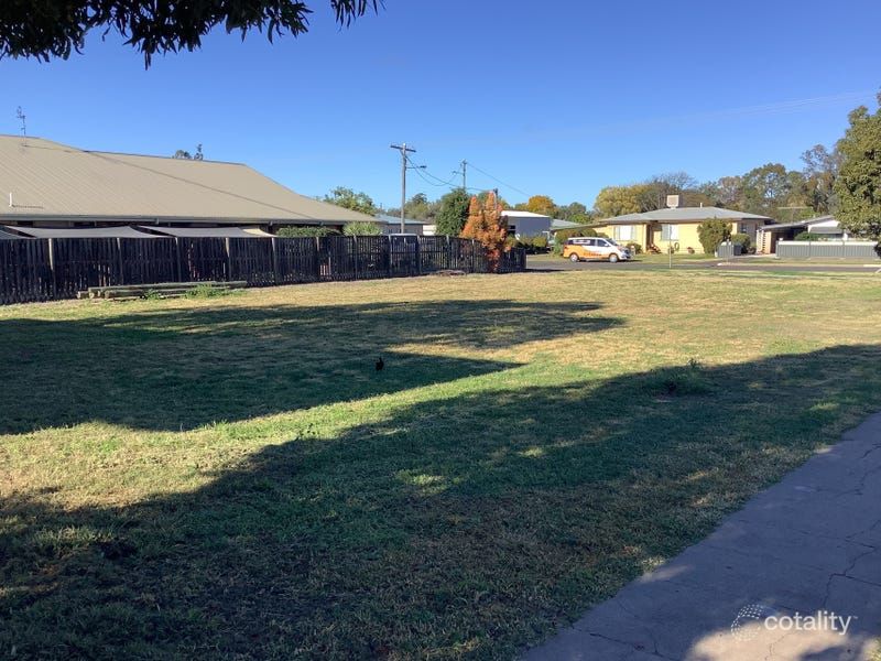 41 Curtis St, Dalby, QLD 4405