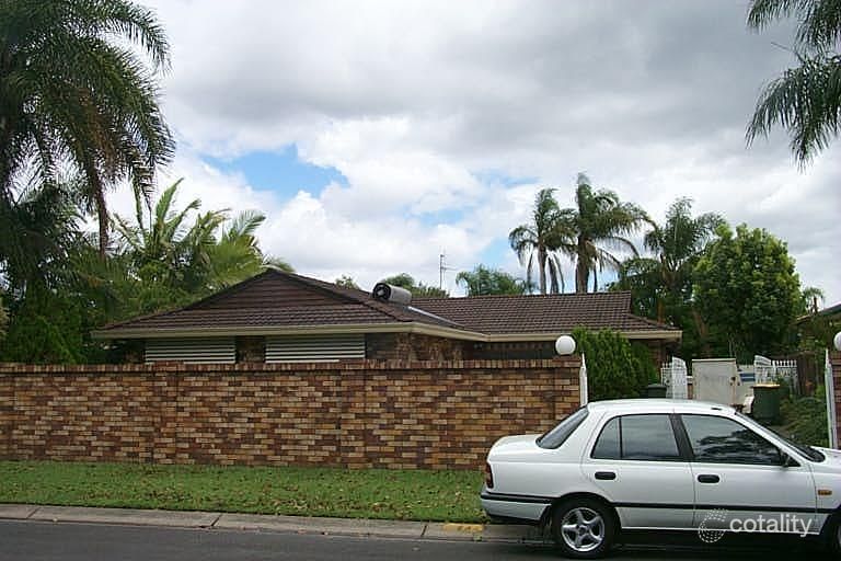 24 Coolong Cres, Carrara, QLD 4211