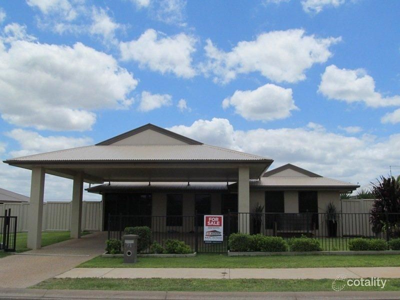 71 Lakeside Dr, Emerald, QLD 4720