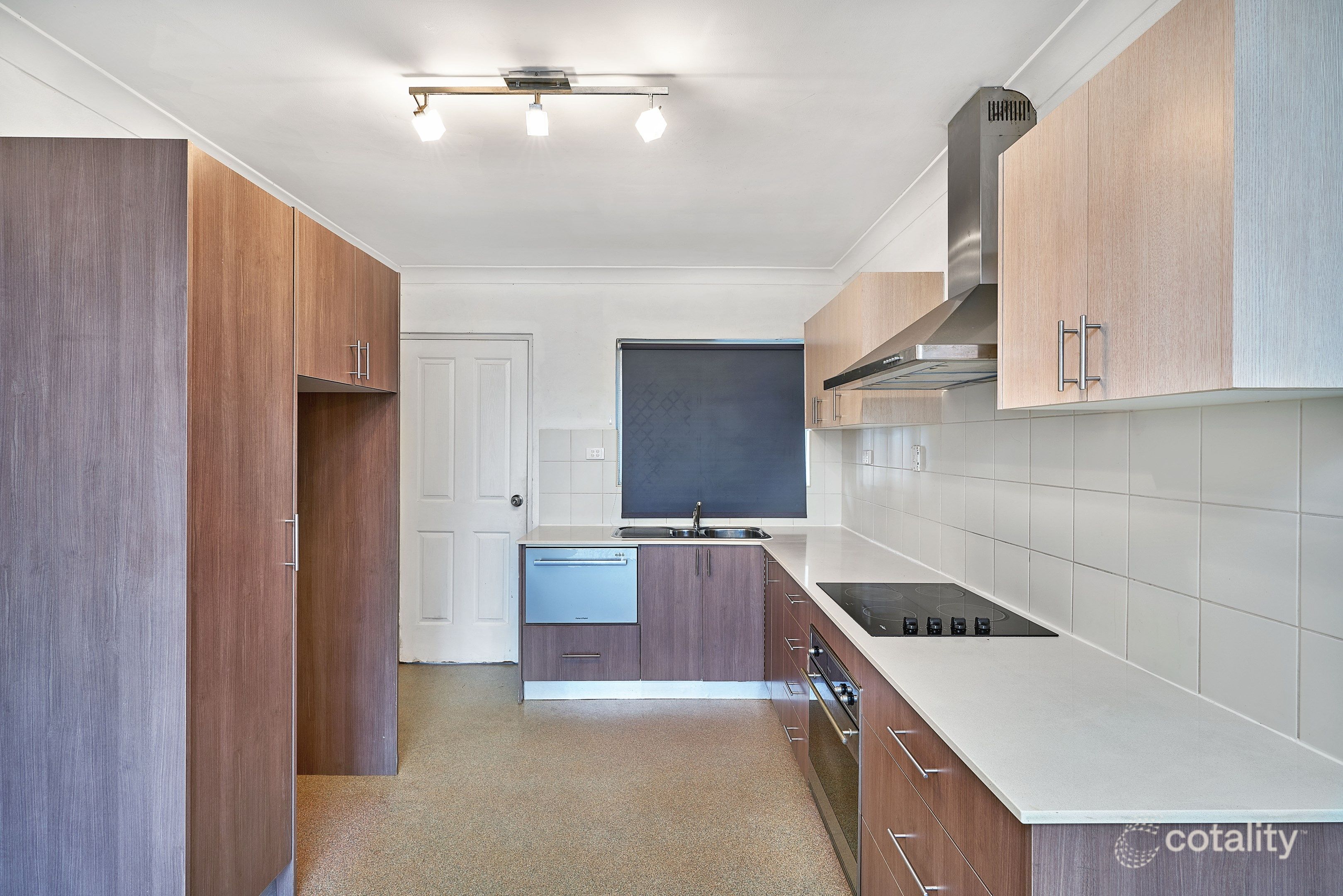 3/282 Lake St, Cairns North, QLD 4870