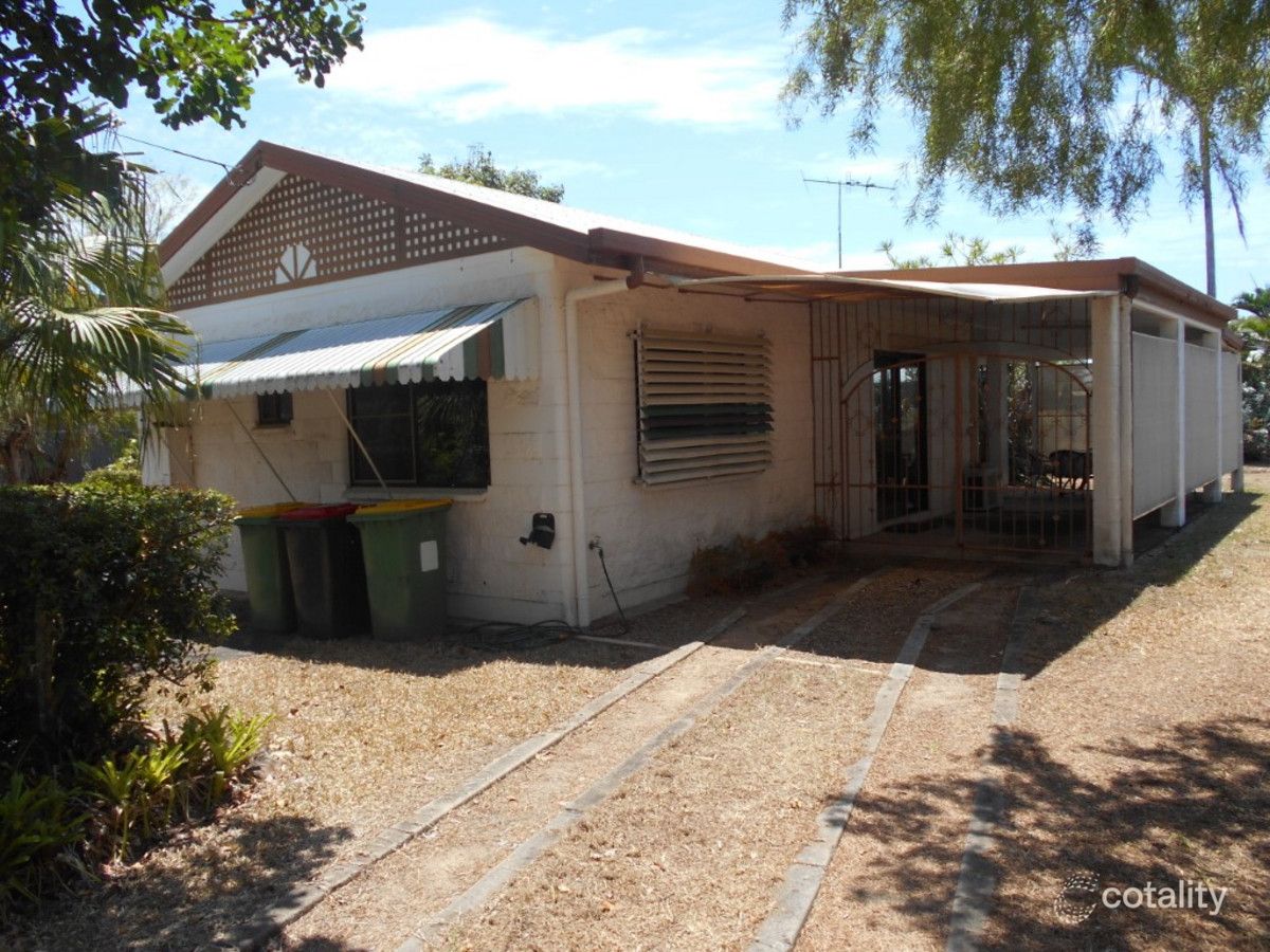 138 John Dory St, Taylors Beach, QLD 4850