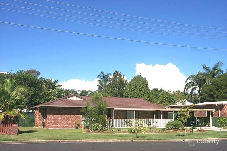 28 Cedar St, Clontarf, QLD 4019