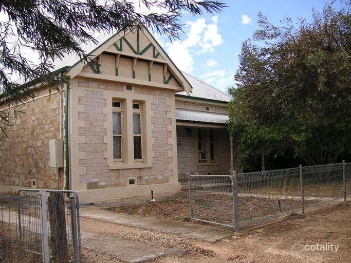 26 First St, Owen, SA 5460