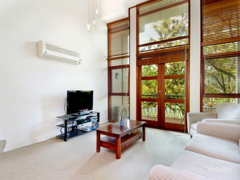 27/18 Captain Cook Cres, Griffith, ACT 2603