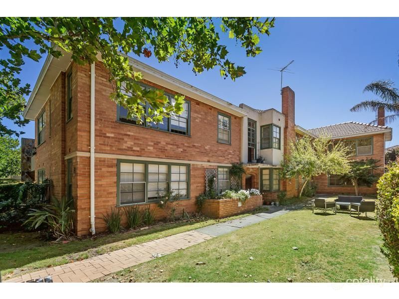 5/22 Pine Ave, Elwood, VIC 3184