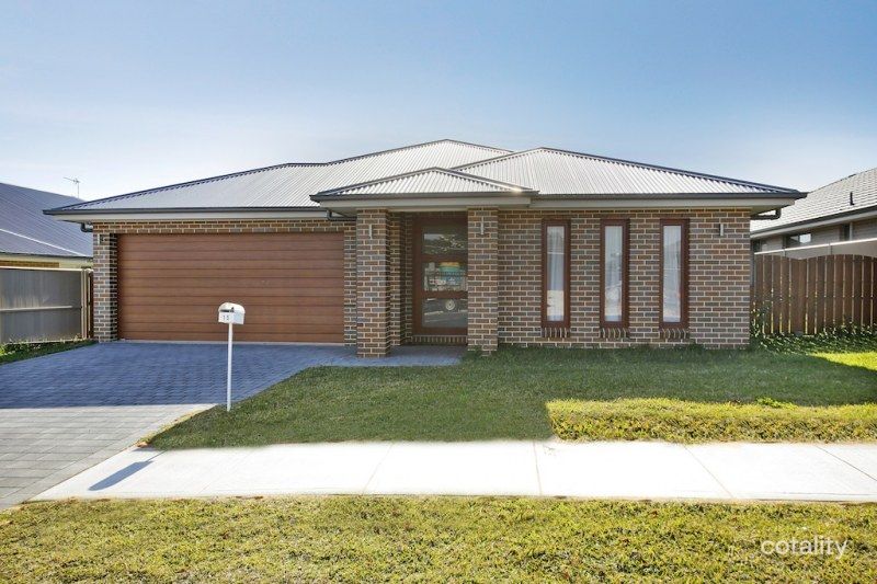 15 Danvers Rd, Spring Farm, NSW 2570