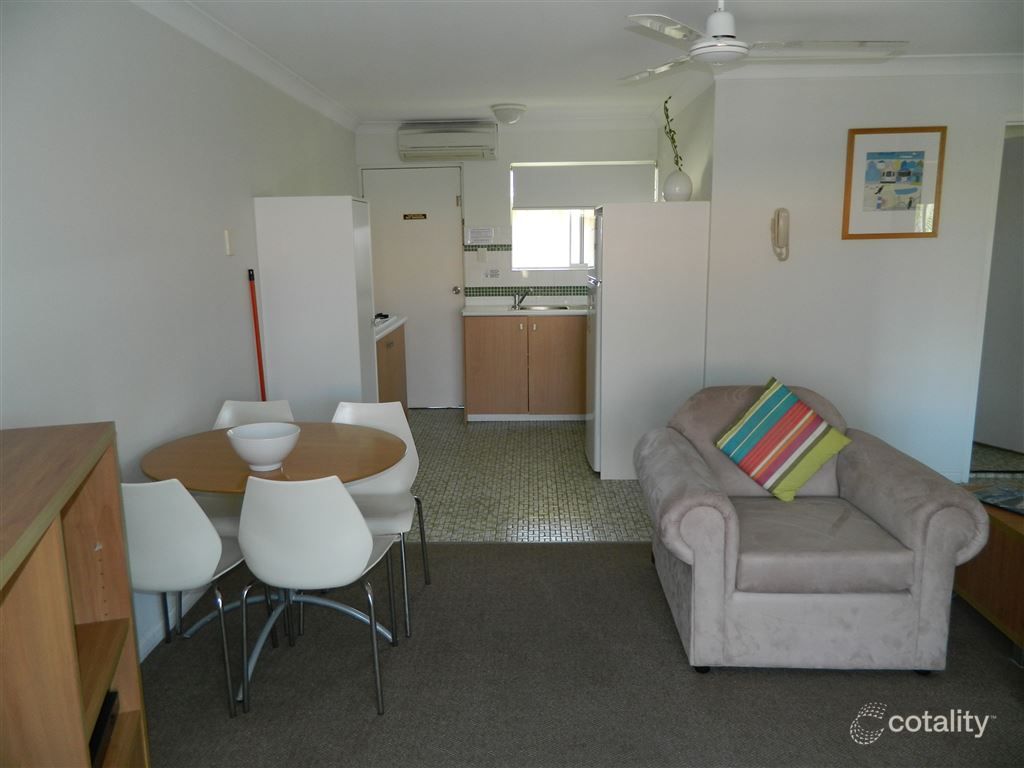 15/13-15 Ann St, Torquay, QLD 4655