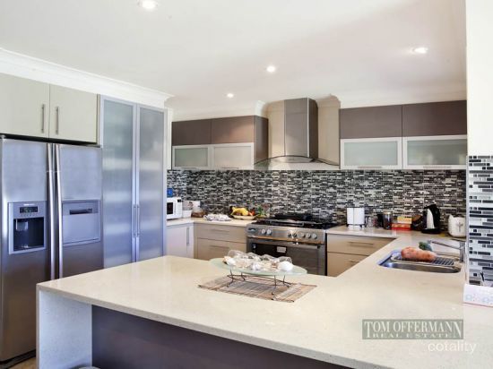 99 Shorehaven Dr, Noosaville, QLD 4566