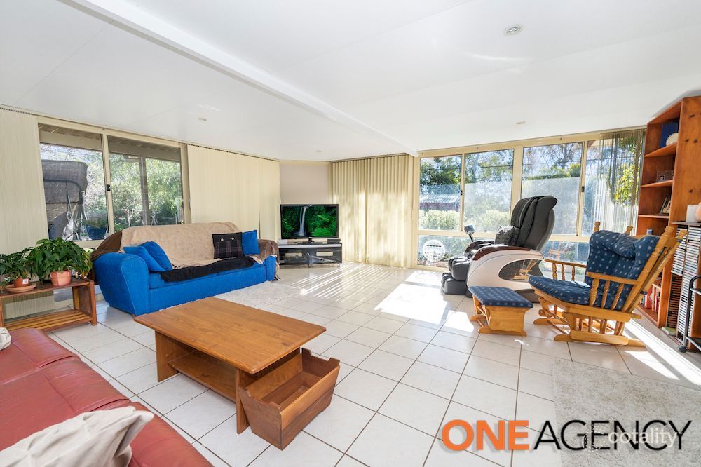 68 Crozier Cct, Kambah, ACT 2902