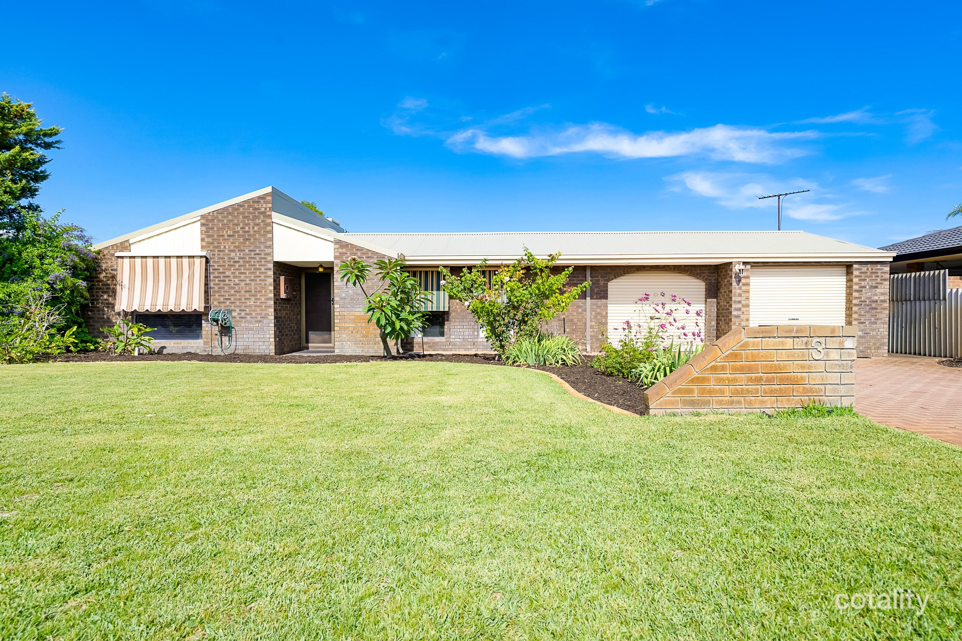 3 Barbados Cl, Safety Bay, WA 6169