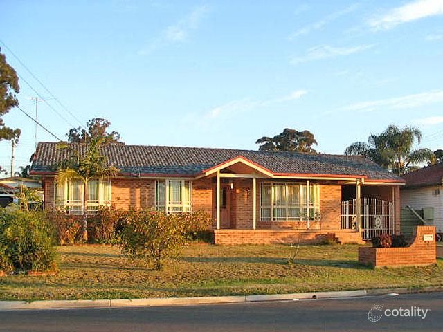52 Kimberley Cres, Fairfield West, NSW 2165