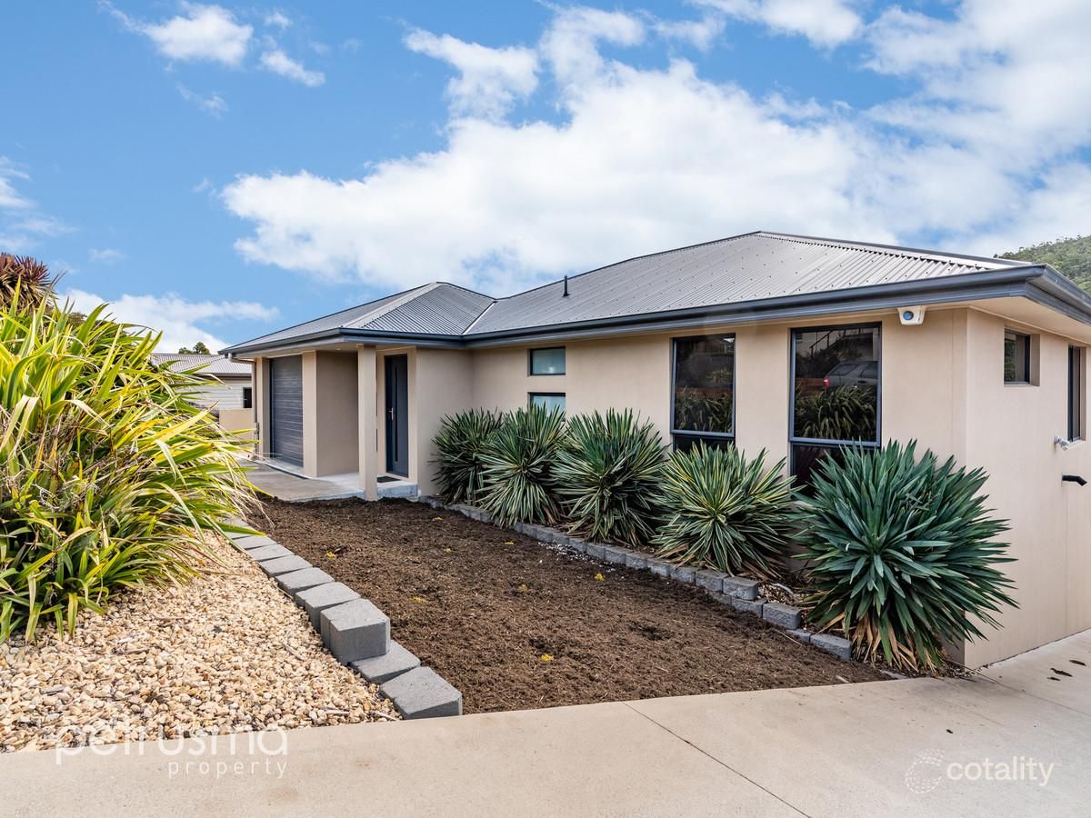 1/114 Currajong St, Mornington, TAS 7018