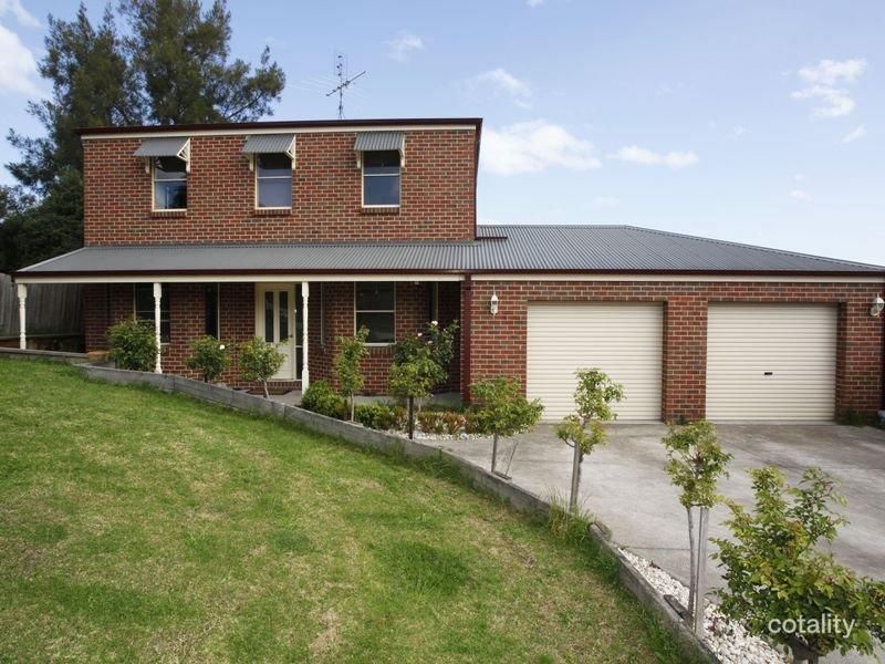 4 Albert St, Bunyip, VIC 3815