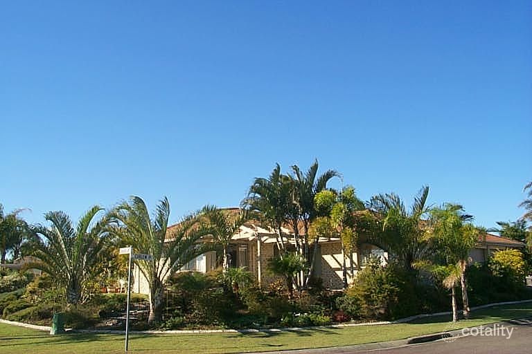 12 Jabiru Dr, Wurtulla, QLD 4575