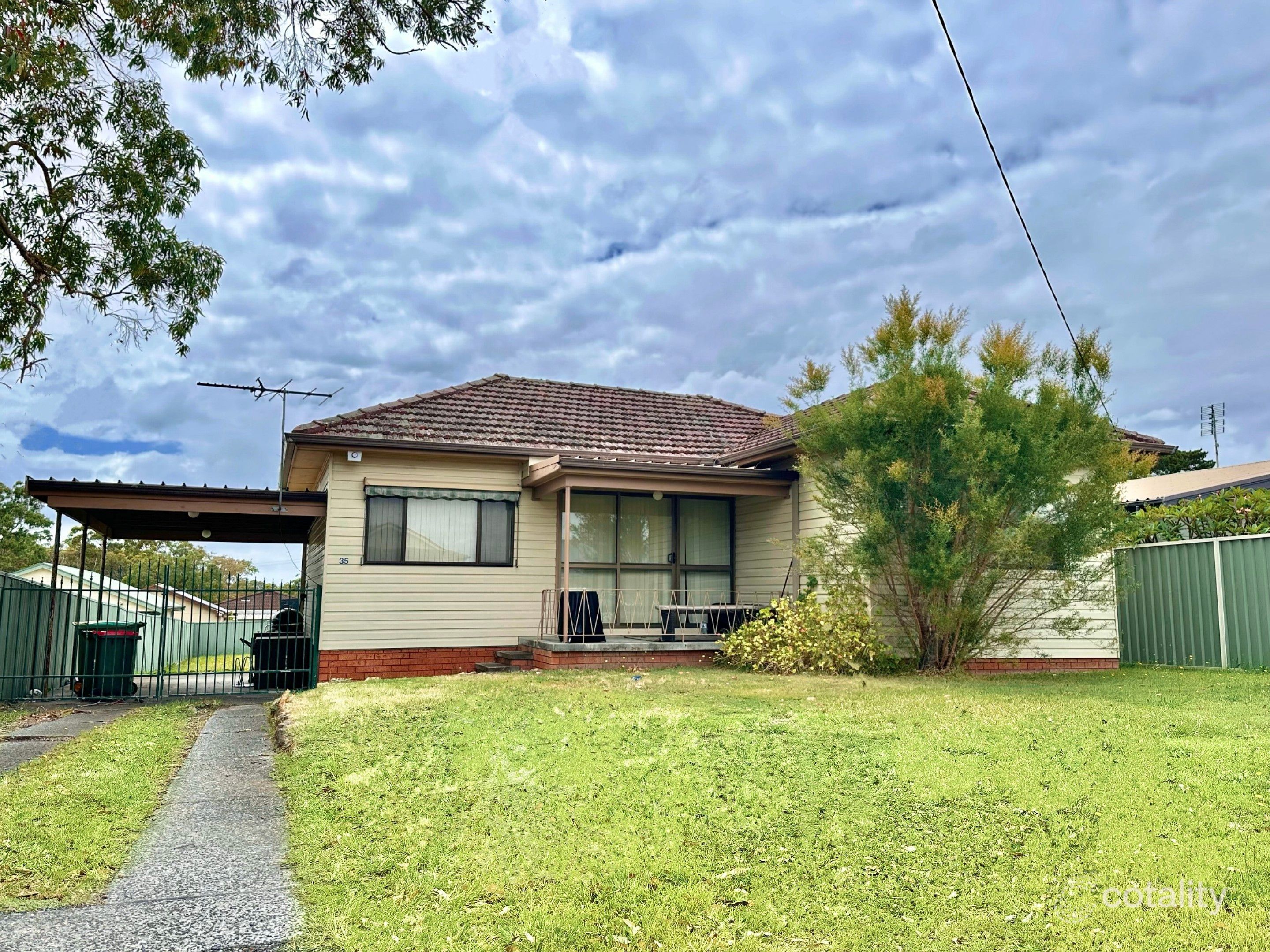 35 Nacooma Rd, Buff Point, NSW 2262