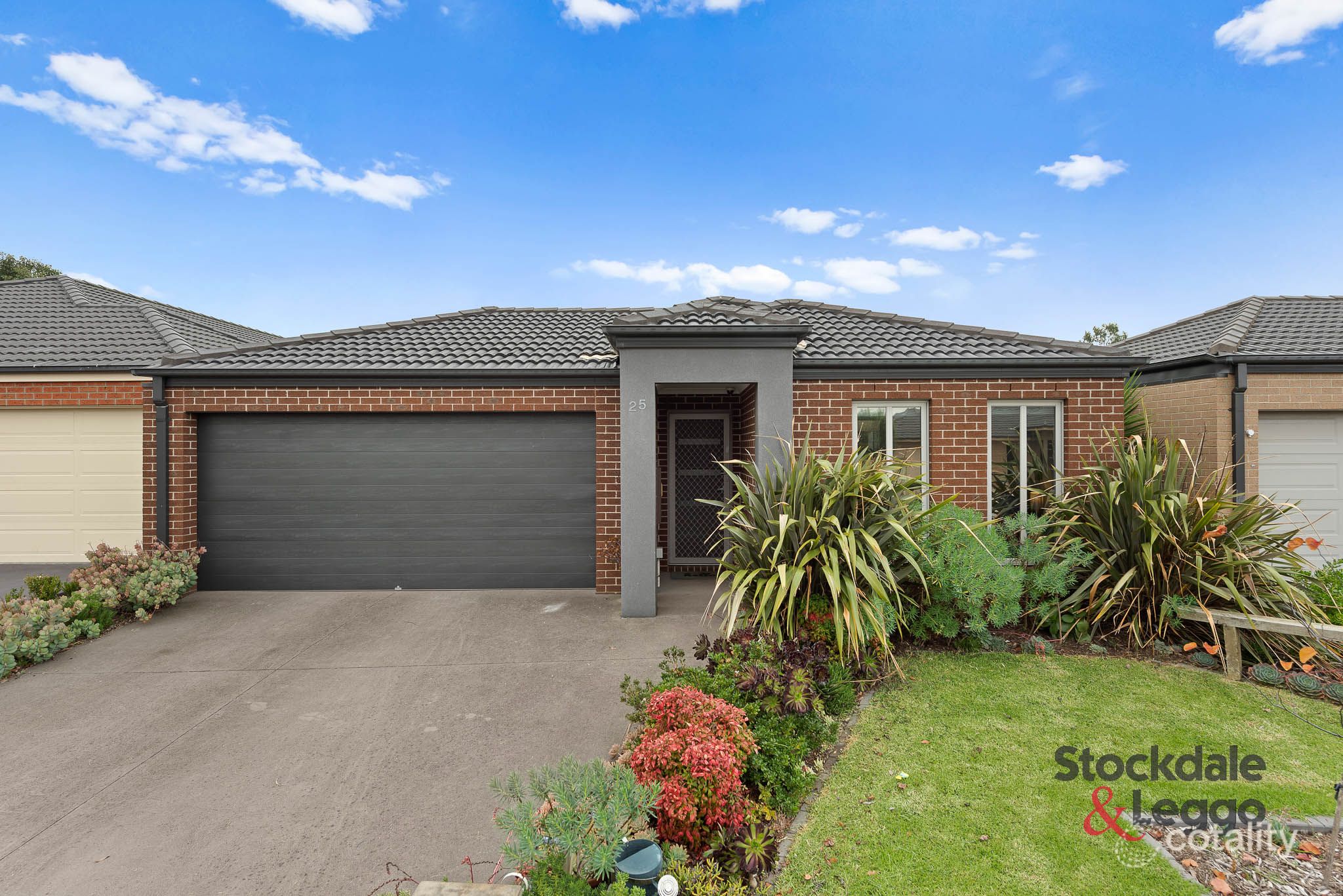 25 Inspiration Cct, Pakenham, VIC 3810