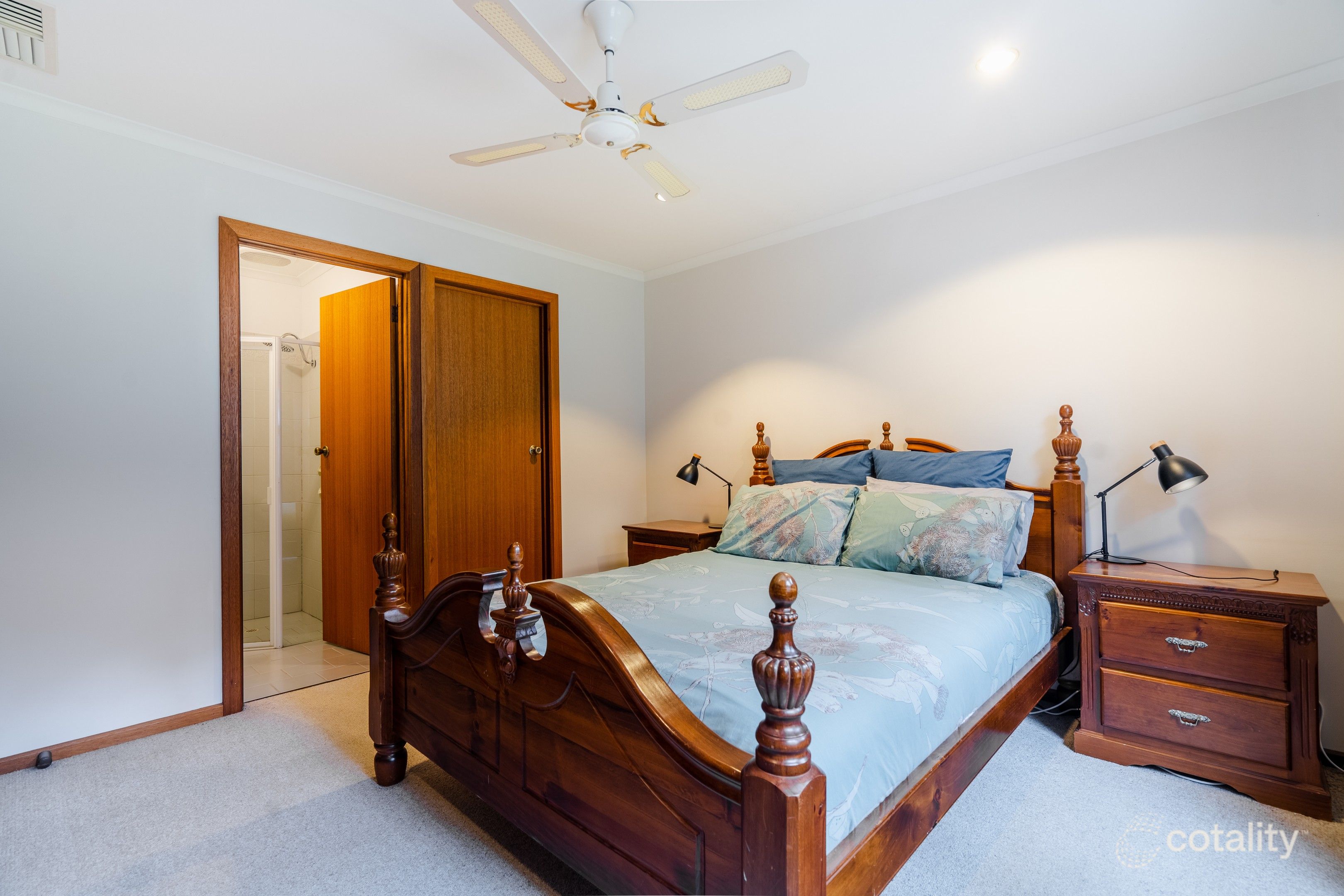 18 Deepdene Ave, Bellevue Heights, SA 5050