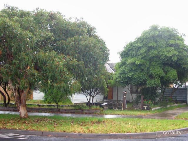 11 Plumpton Ave, Glenroy, VIC 3046