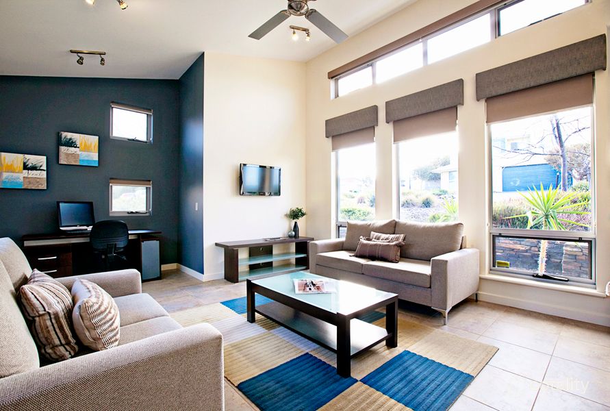 2 Manna Gum Ave, Chiton, SA 5211