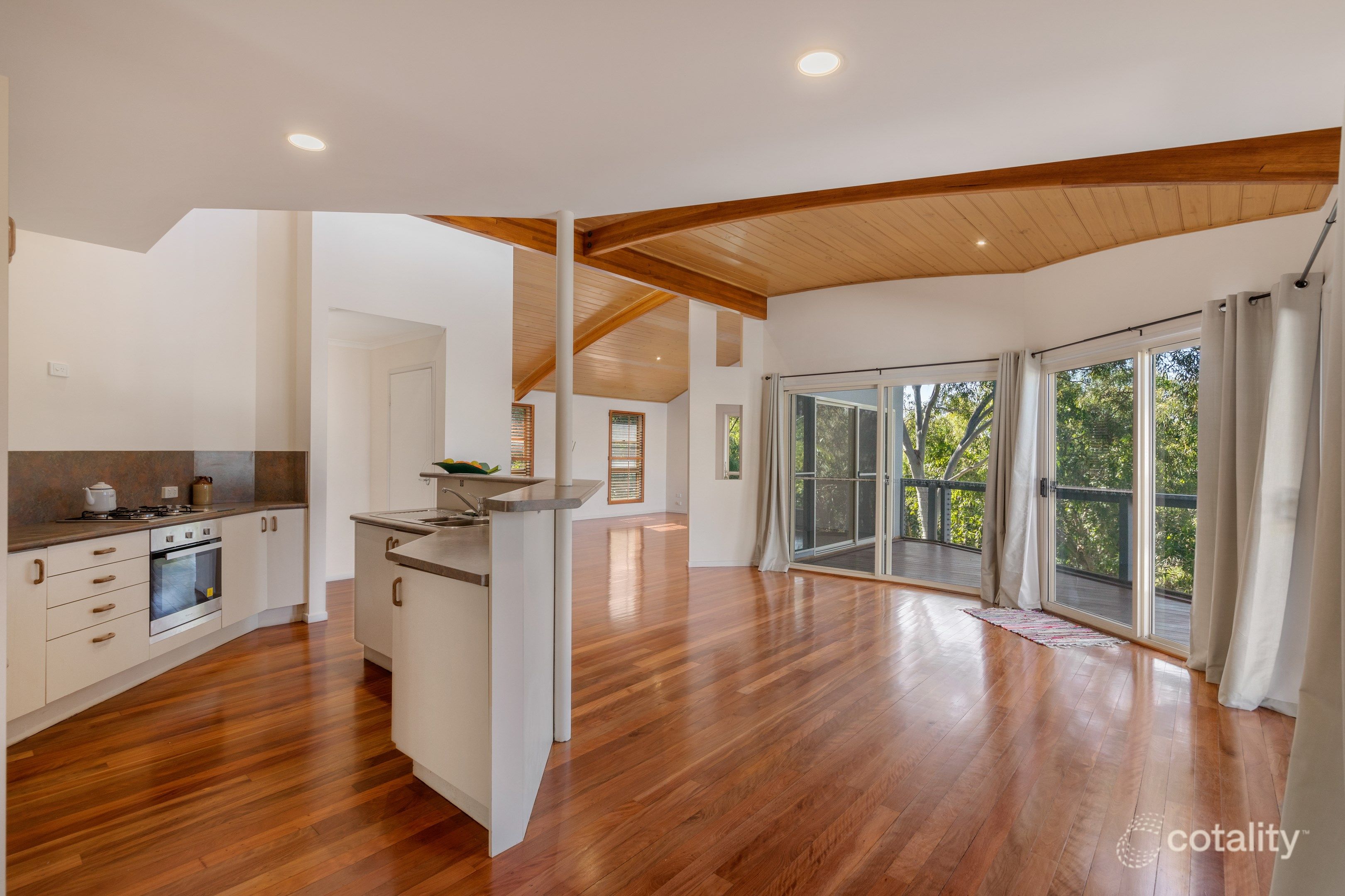 5 Kestrel Cres, Peregian Beach, QLD 4573