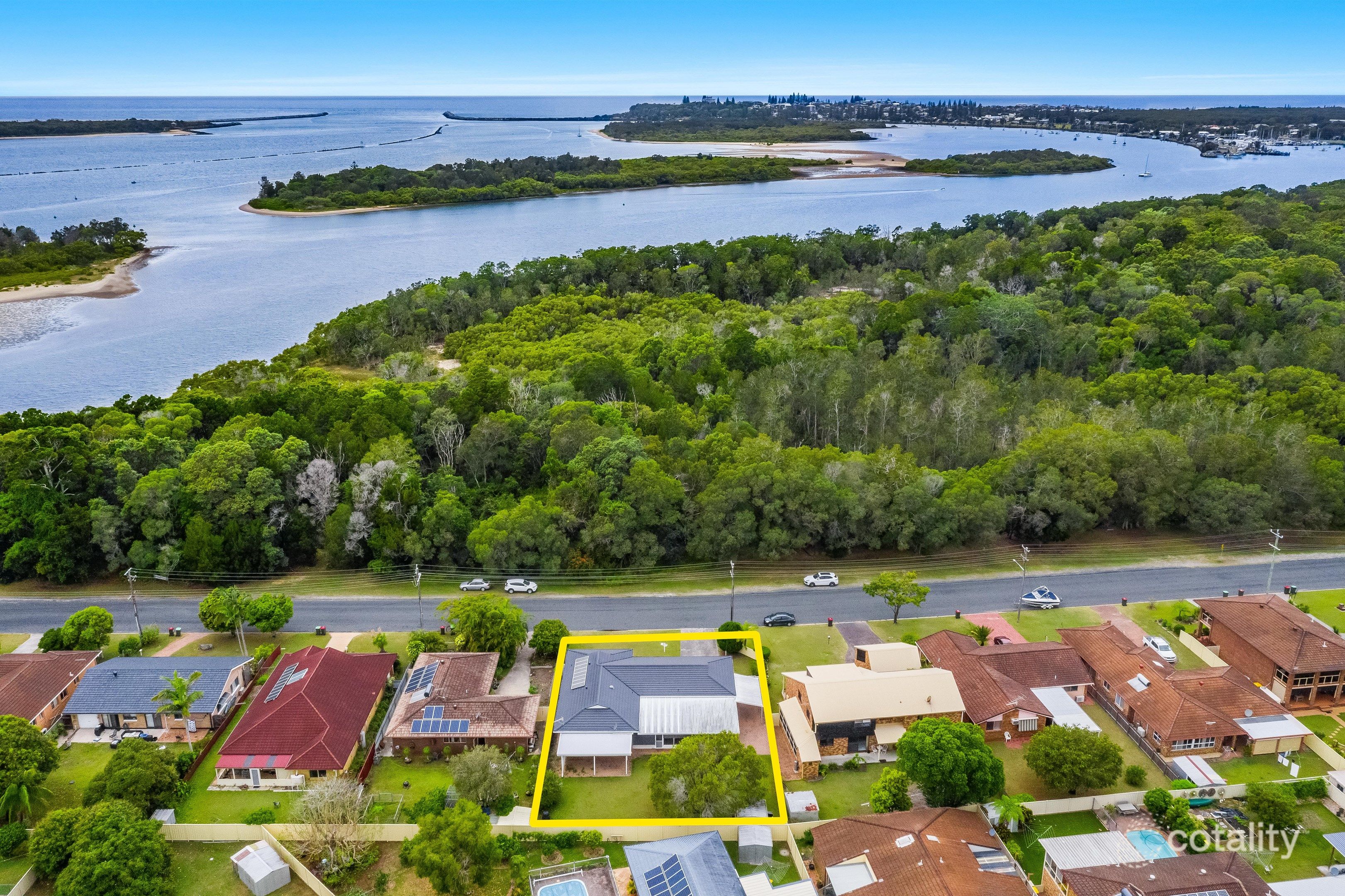57 Shores Dr, Yamba, NSW 2464