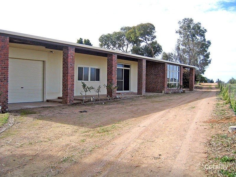 4 Carter Rd, Taylorville, SA 5330