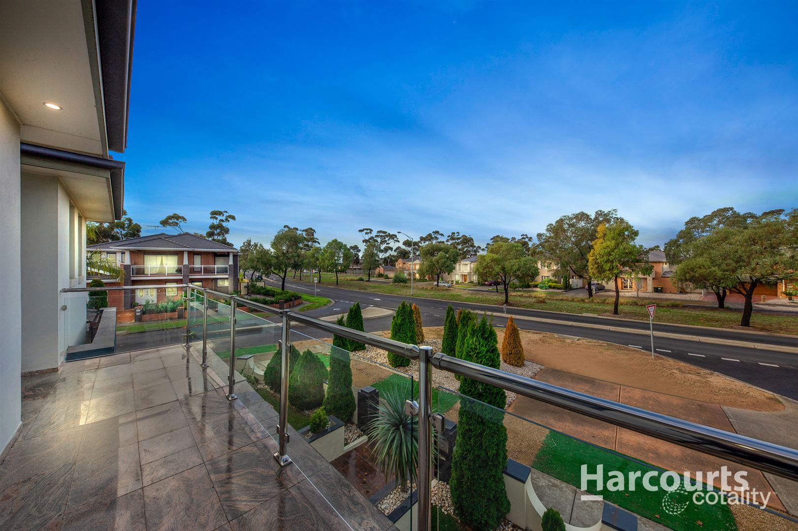 280 Cairnlea Dr, Cairnlea, VIC 3023
