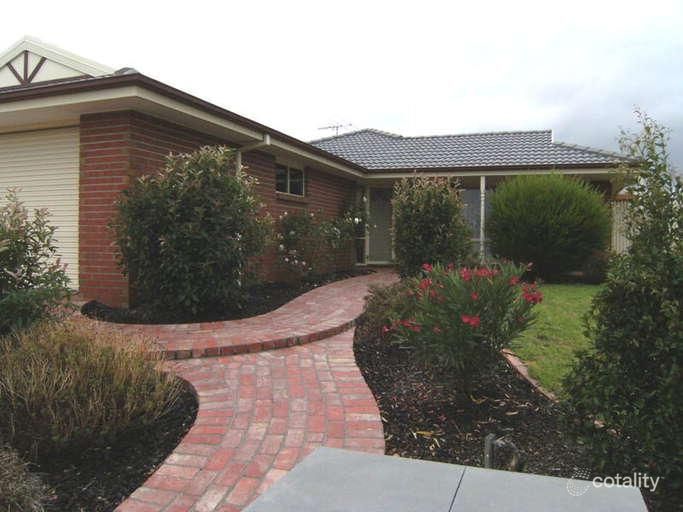 70 Heritage Dr, Skye, VIC 3977