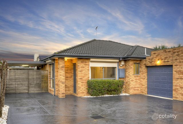 2/128 Boldrewood Pde, Reservoir, VIC 3073
