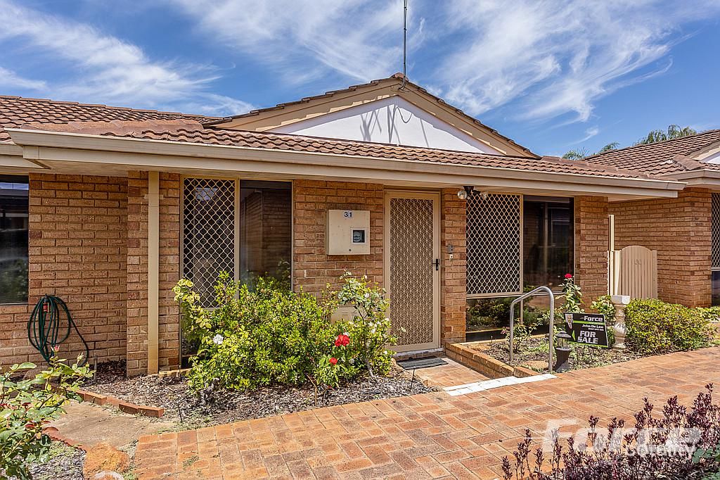 31/15 Mereworth Way, Marangaroo, WA 6064