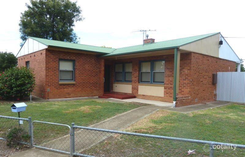 2 Hunt Ave, Morphettville, SA 5043