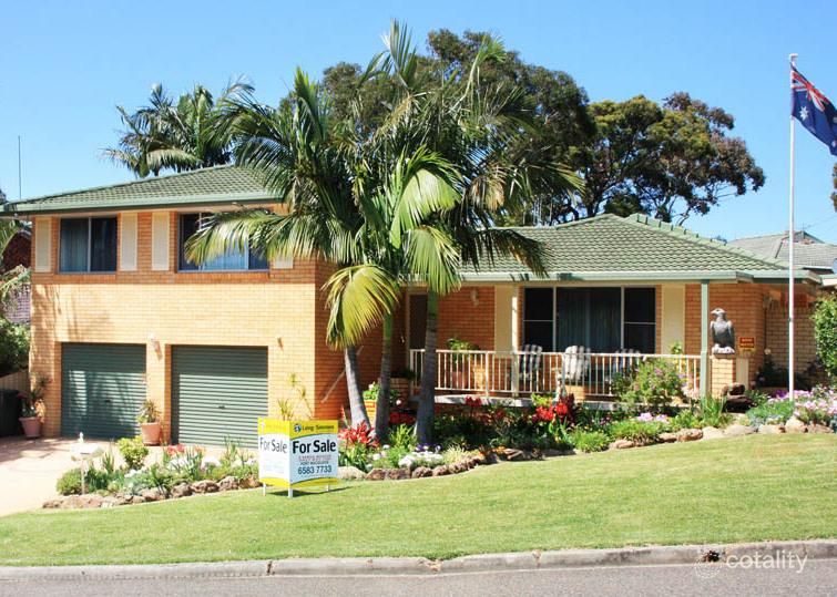 42 Shelly Beach Rd, Port Macquarie, NSW 2444