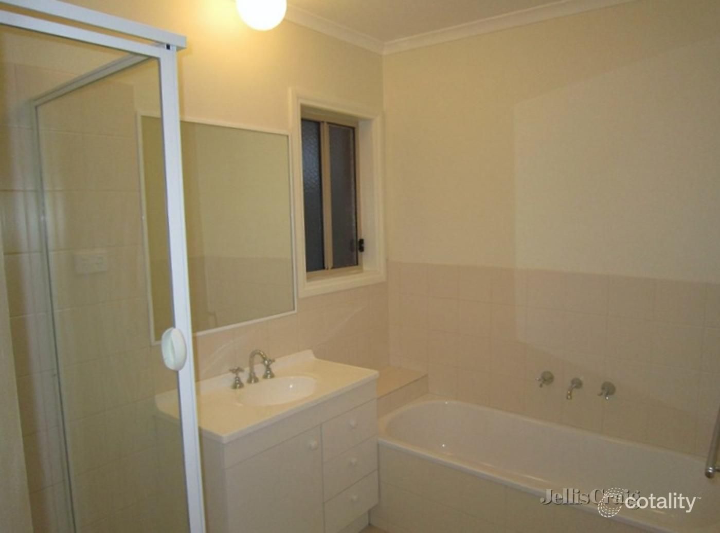 8 Rialton Ave, Blackburn North, VIC 3130