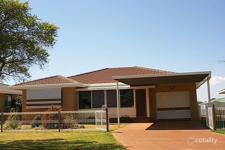22 Smithfield St, Harristown, QLD 4350