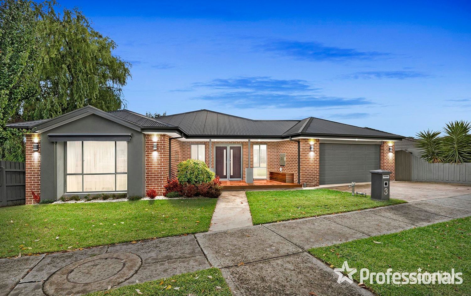 3 Tiverton Cct, Mooroolbark, VIC 3138