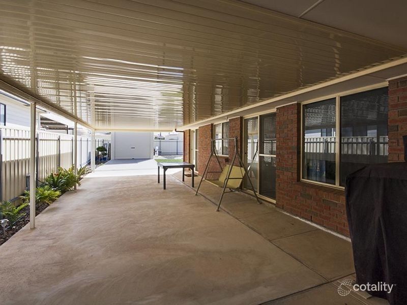 8 Kassa Rd, North Beach, SA 5556