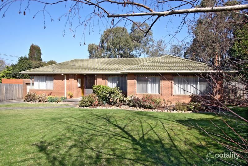 4 Braimton Cl, Ringwood North, VIC 3134