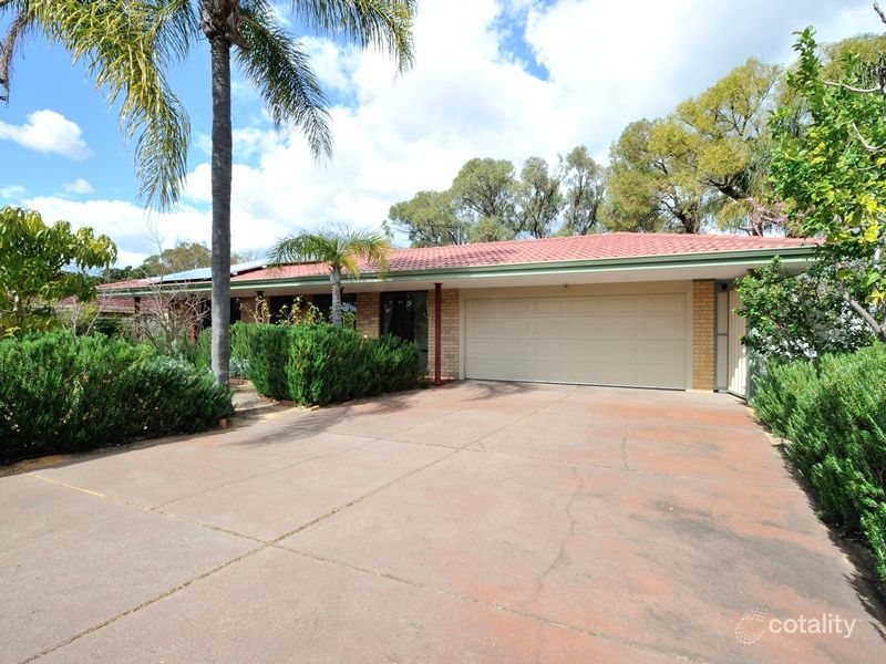 25 Broughton Way, Orelia, WA 6167