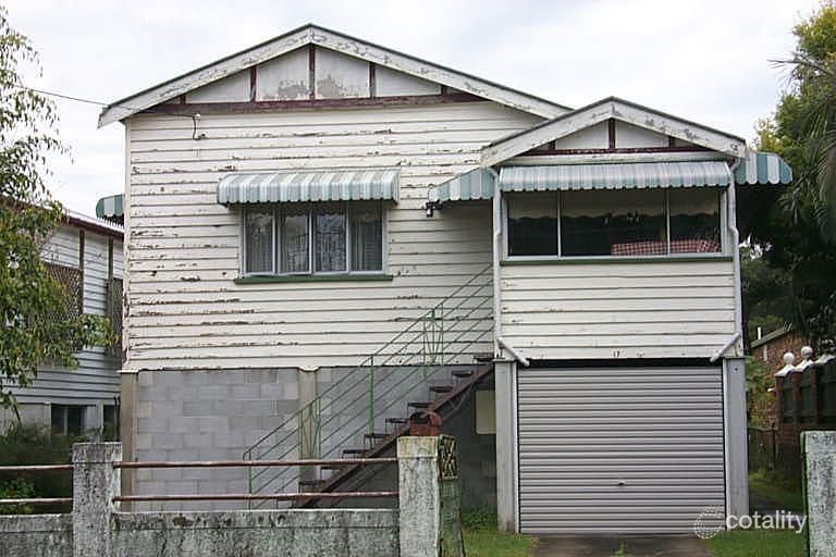 17 Gillan St, Norman Park, QLD 4170