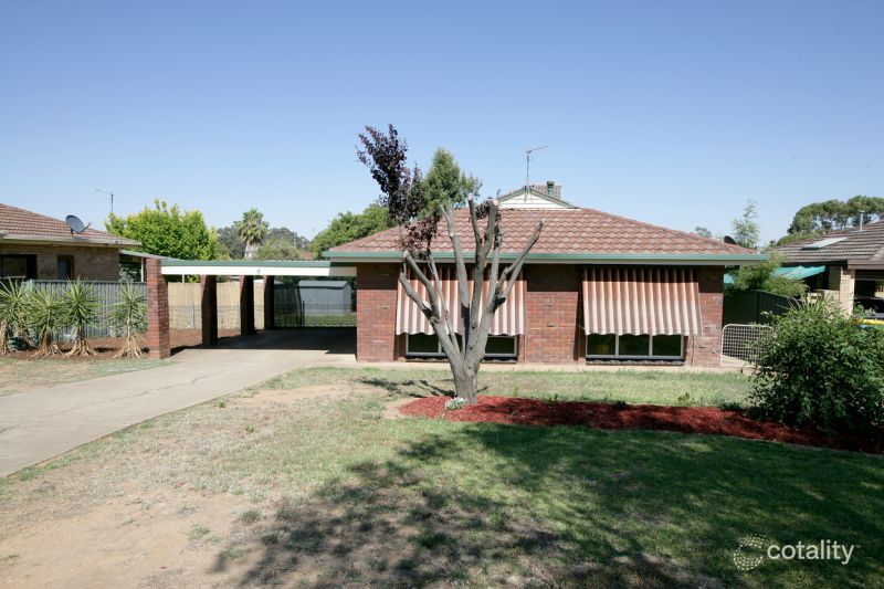 6 Quail St, Mount Austin, NSW 2650