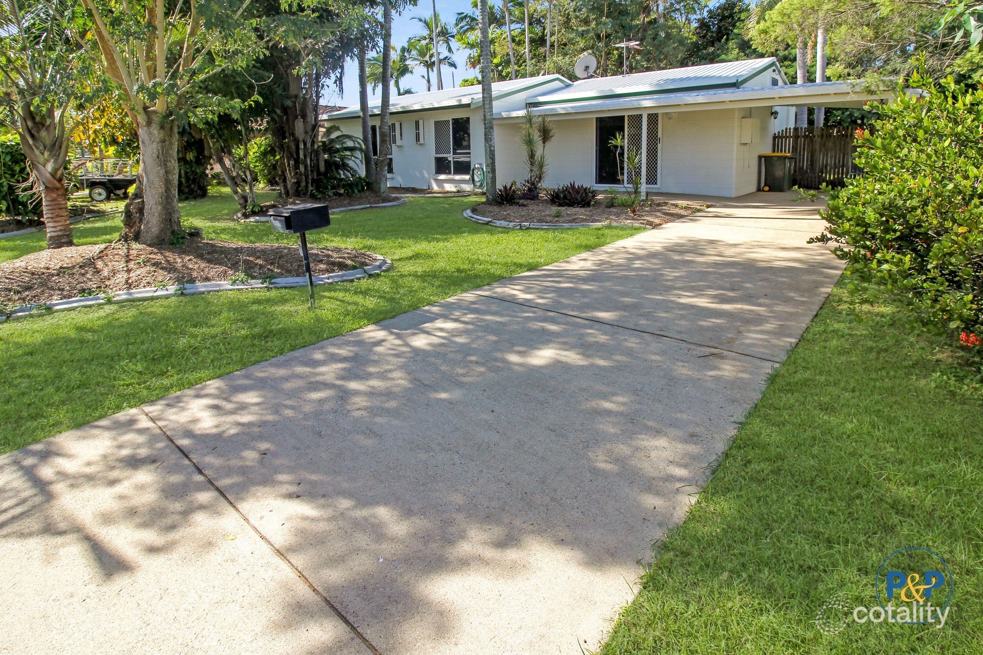 4 Hamish Ave, Rasmussen, QLD 4815