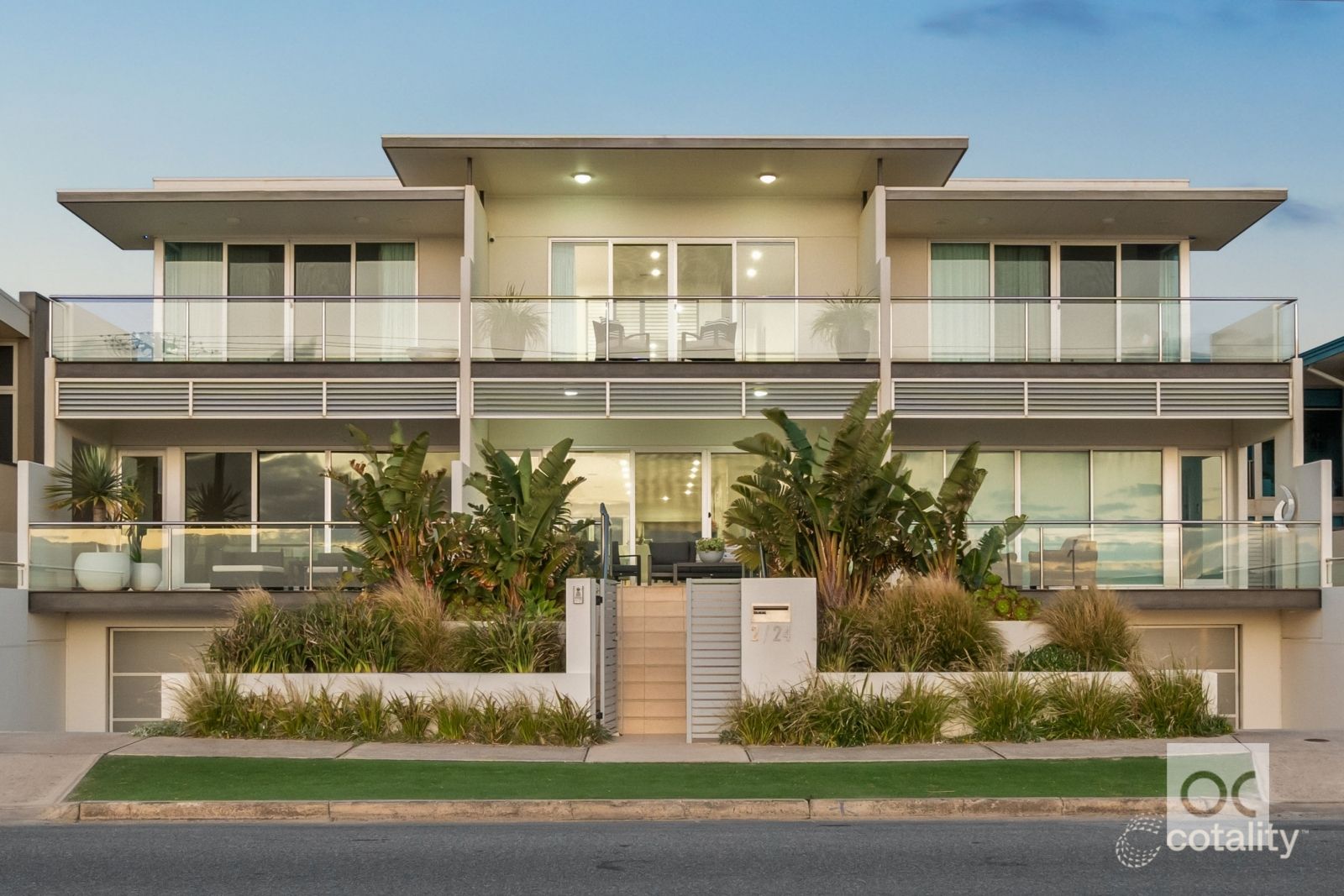2/24 Seaview Rd, West Beach, SA 5024