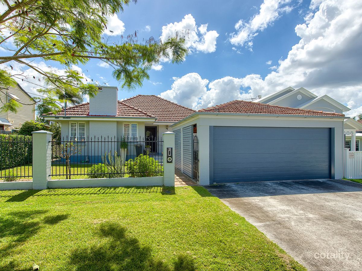 16 Dawn St, Kedron, QLD 4031