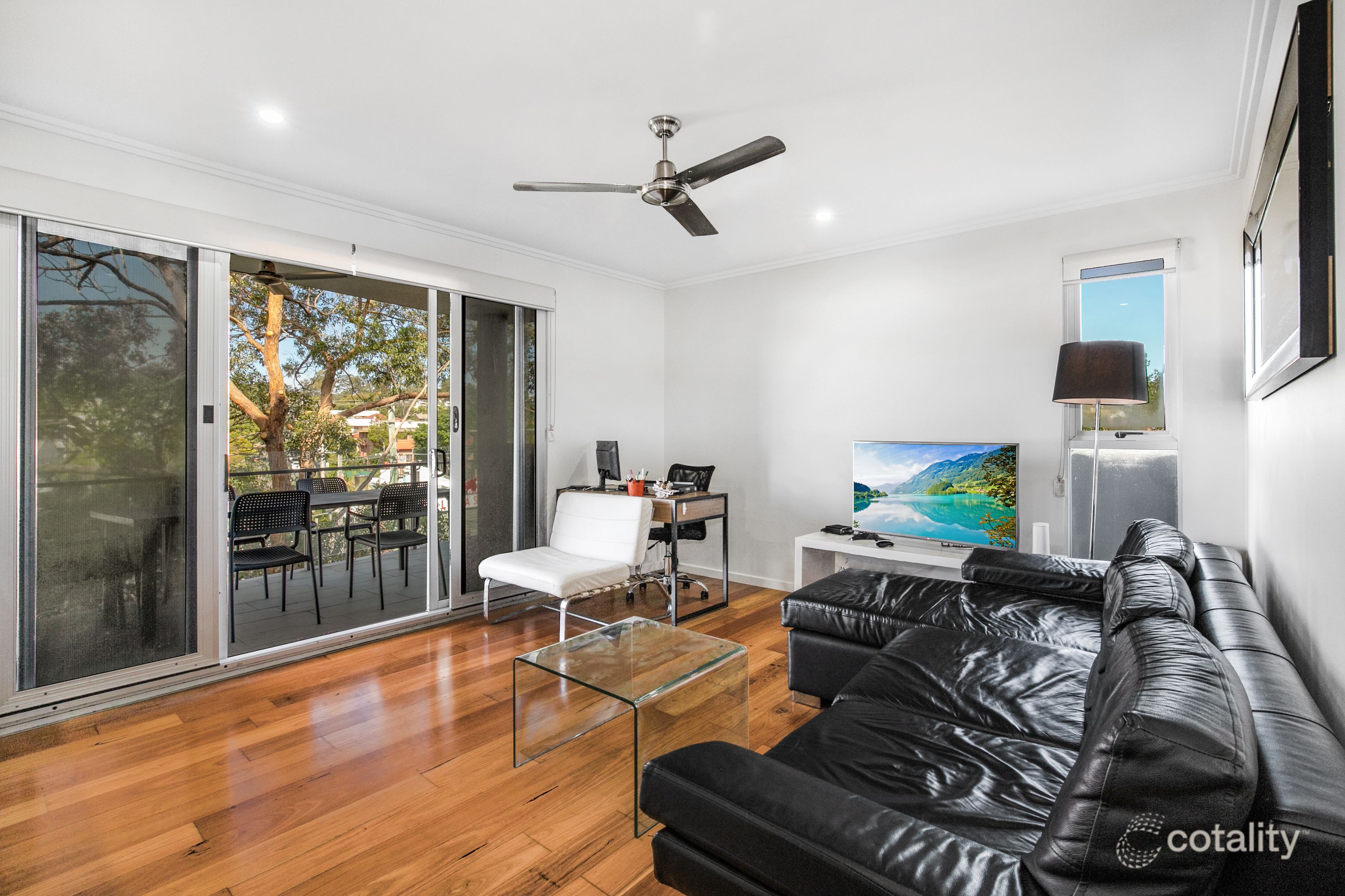 20/2 Laurence St, St Lucia, QLD 4067