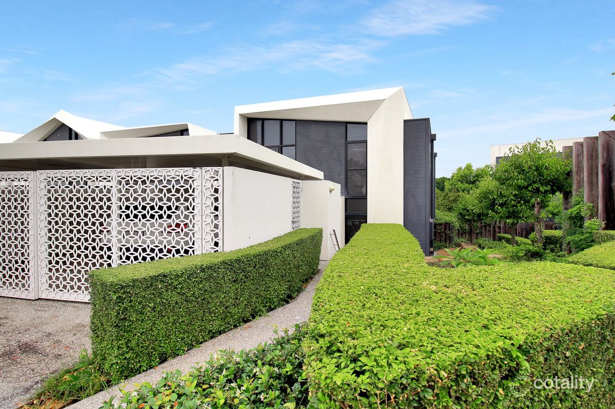 68 Peninsula Dr, Robina, QLD 4226