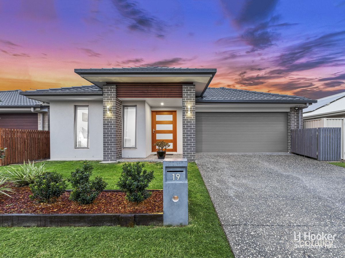 19 Penda Cres, Pallara, QLD 4110