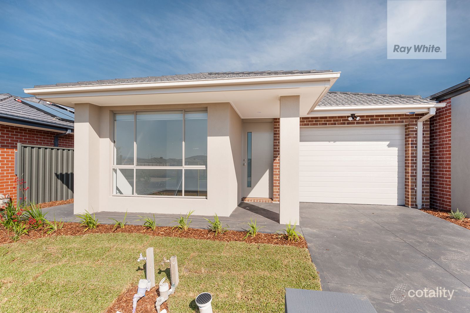 8 Klandy Dr, Kalkallo, VIC 3064