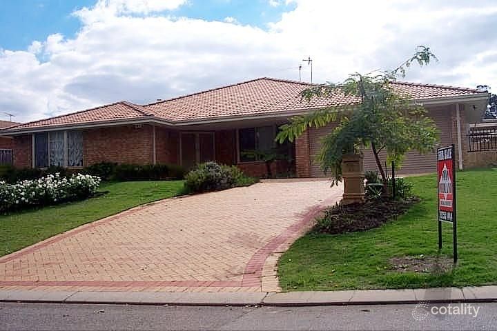 13 Ensign Dr, Swan View, WA 6056